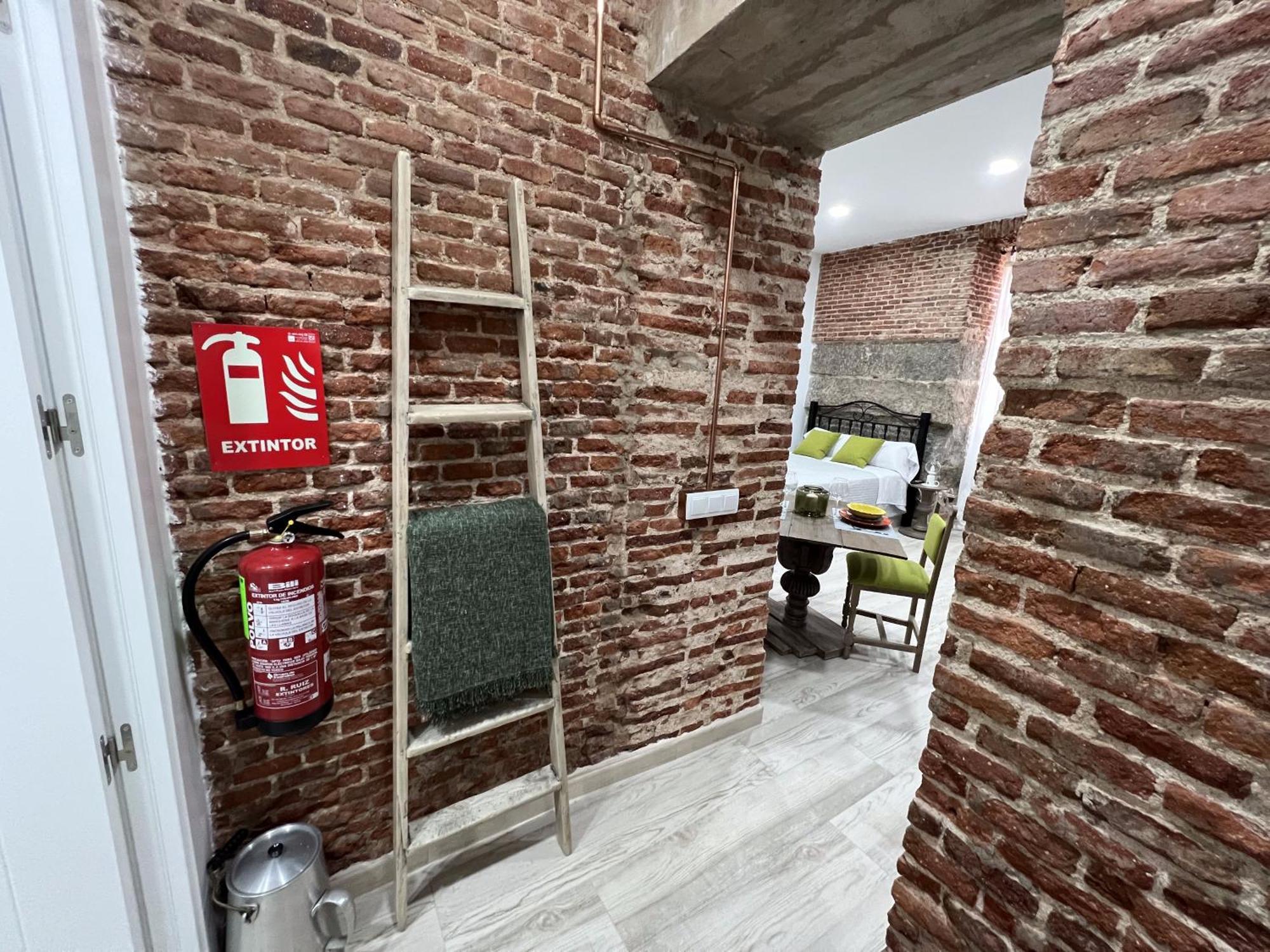 Redondilla Apartment Madrid Bagian luar foto