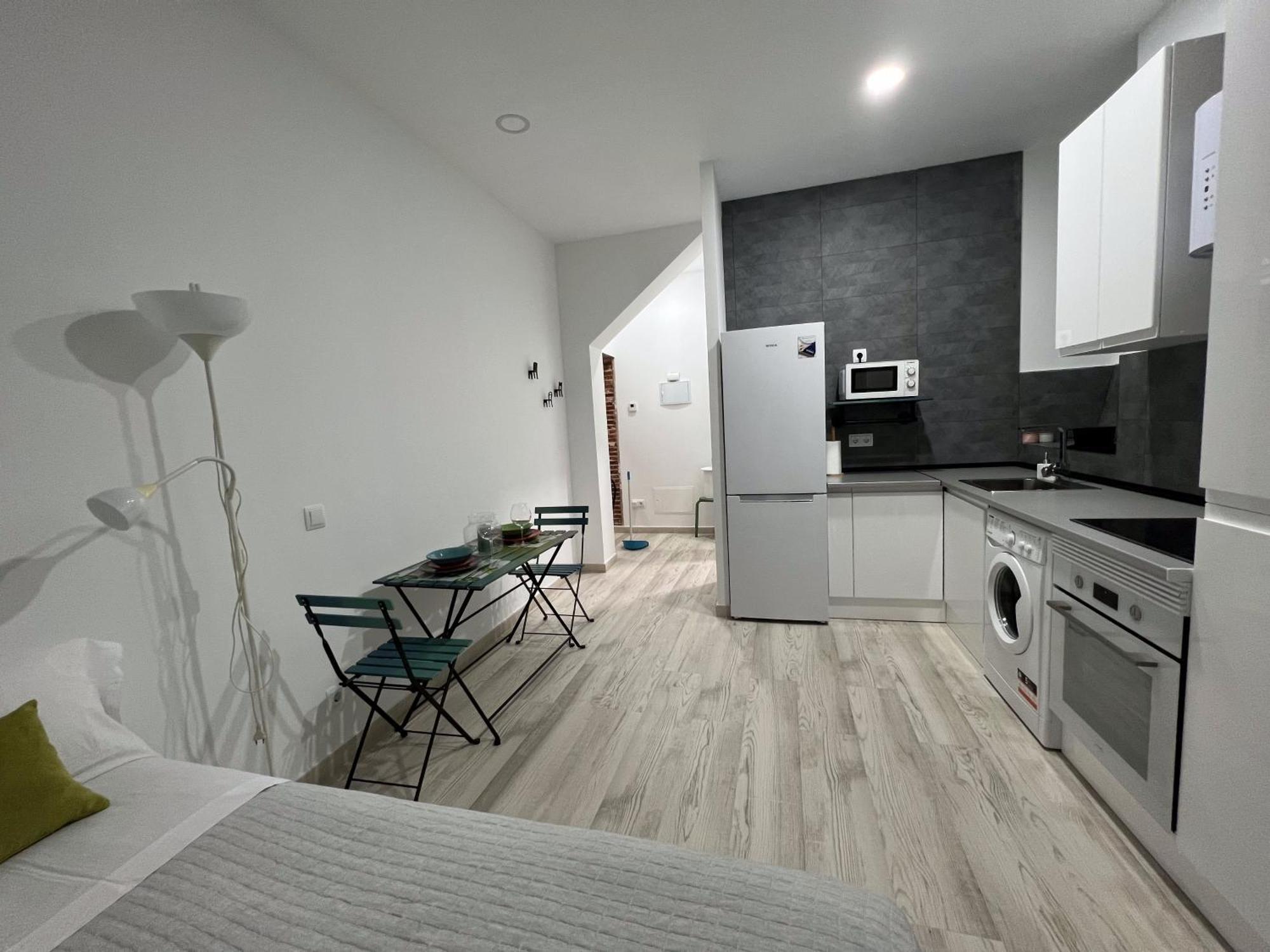 Redondilla Apartment Madrid Bagian luar foto